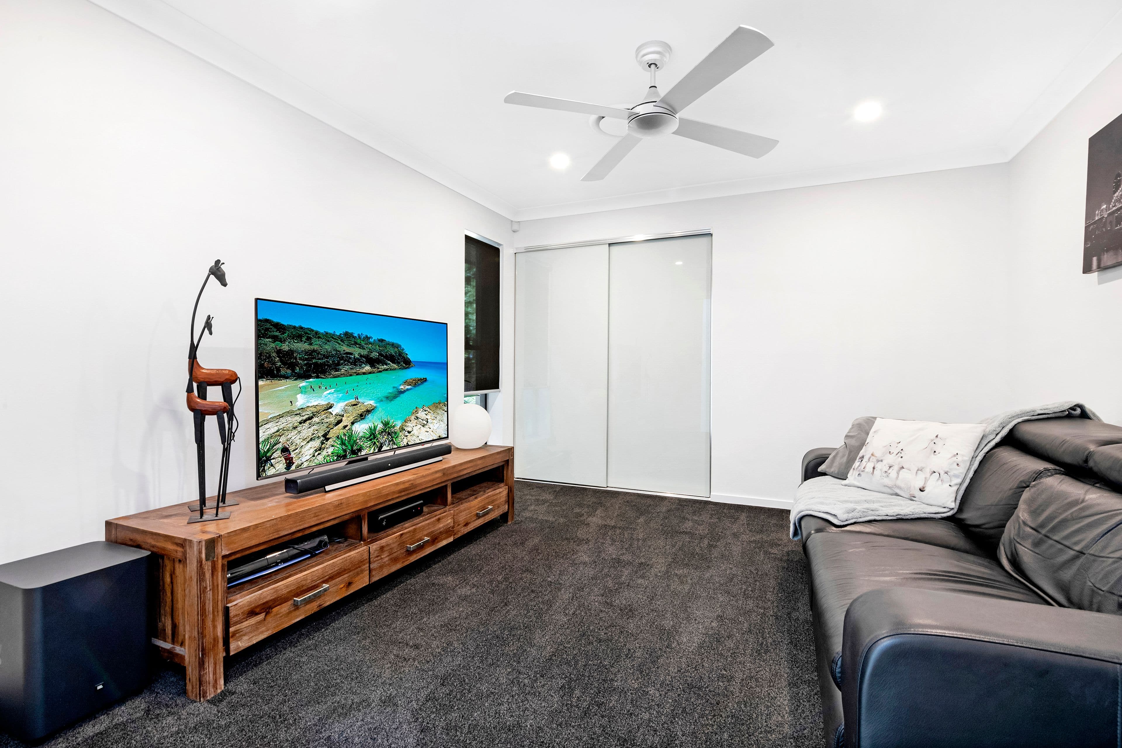 15 Bombala Street, Broadbeach Waters QLD 4218, Broadbeach Waters - Thumbnail 8