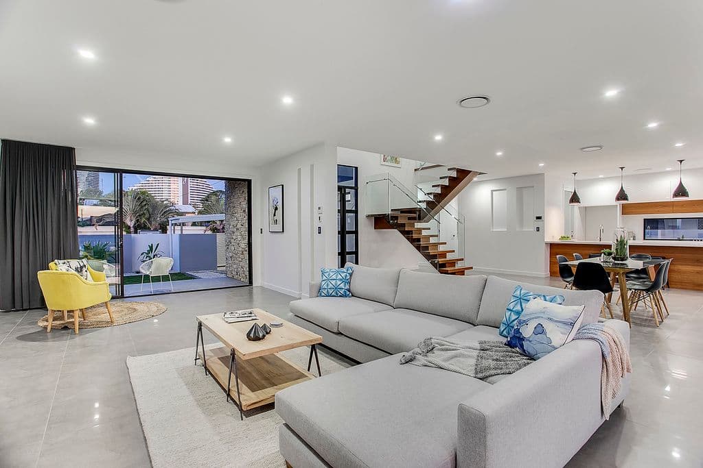 31 Sunshine Boulevard, Broadbeach Waters QLD 4218, Broadbeach Waters - Thumbnail 4