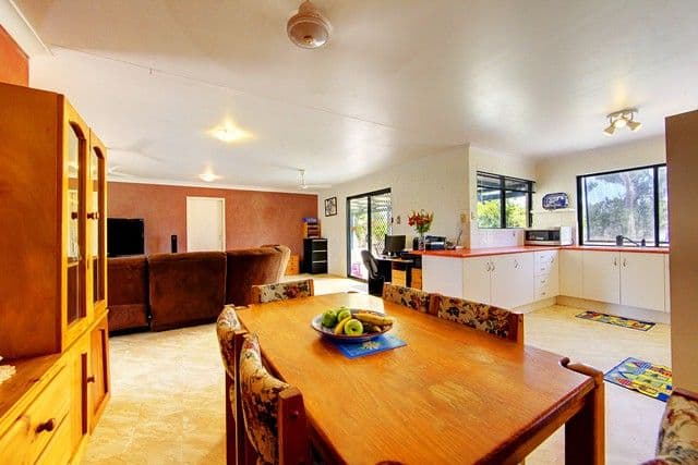 27 Blue Mountain Drive, BLUEWATER PARK QLD 4818, Bluewater Park - Thumbnail 3