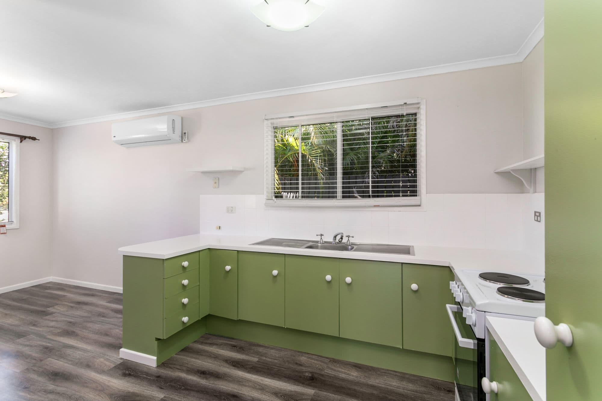 13 Fern Street, Deception Bay QLD 4508, Deception Bay - Thumbnail 6