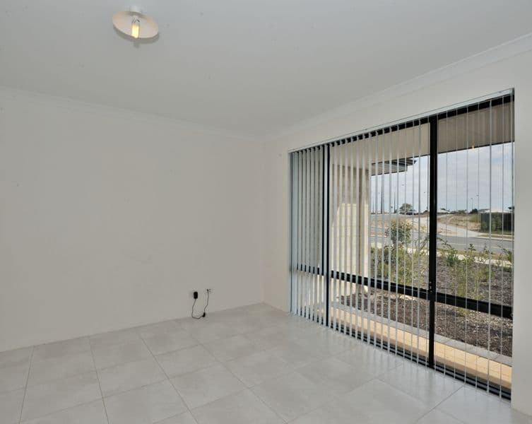 2 Hessian Street, AVELEY WA 6069, Aveley - Thumbnail 5