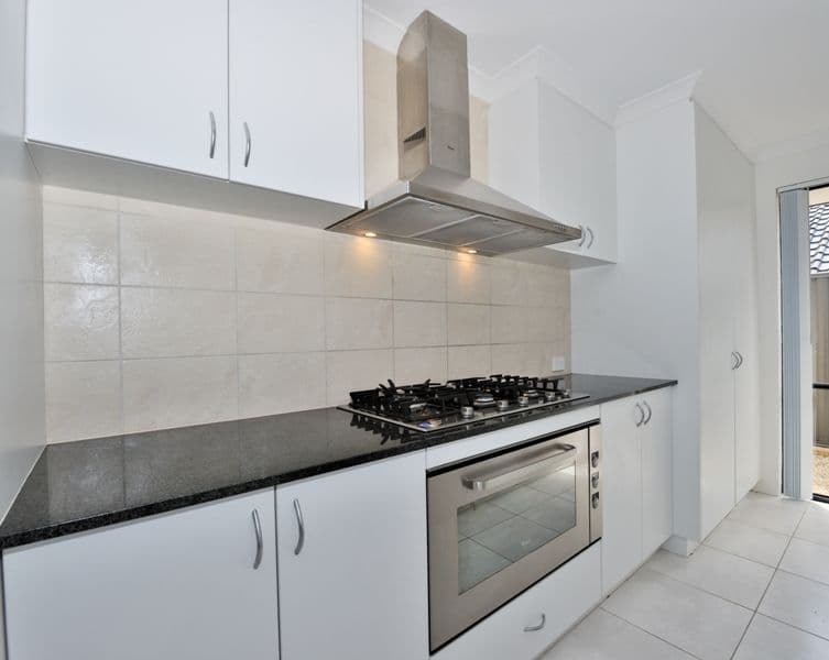 2 Hessian Street, AVELEY WA 6069, Aveley - Thumbnail 7