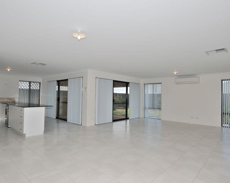 2 Hessian Street, AVELEY WA 6069, Aveley - Thumbnail 8