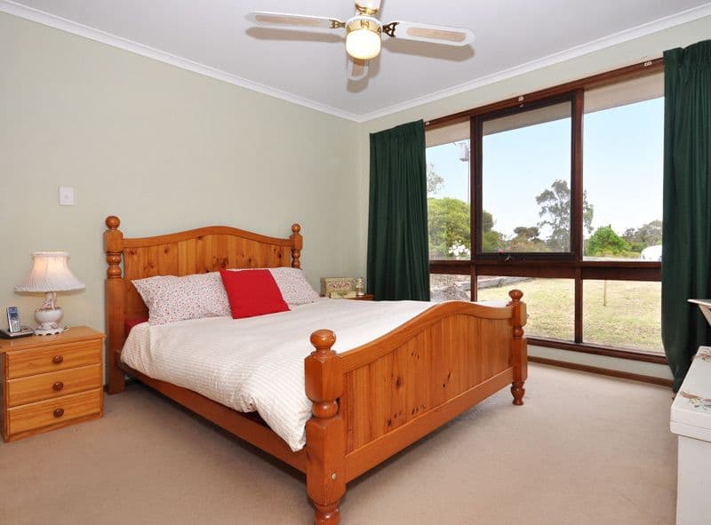 12 Canberra Drive, ABERFOYLE PARK SA 5159, Aberfoyle Park - Thumbnail 8