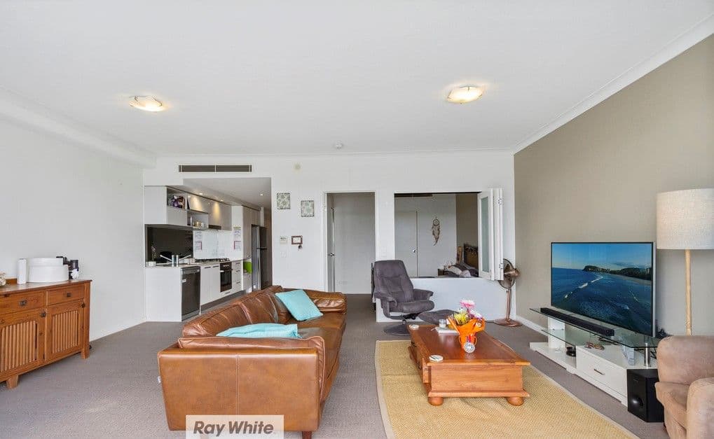 430 Marine Parade, Biggera Waters QLD 4216, Biggera Waters - Thumbnail 4