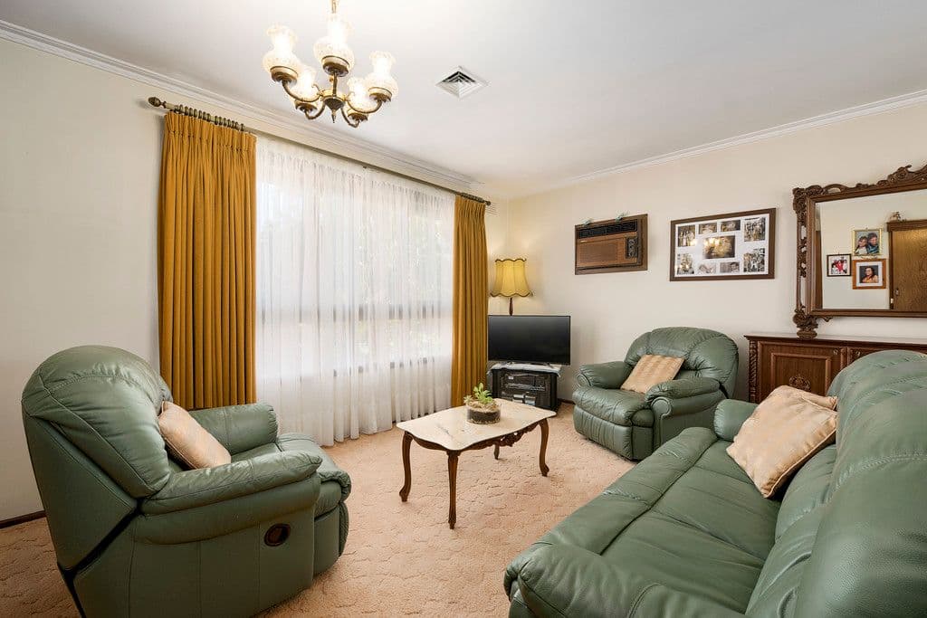 320 Thompsons Road, Templestowe Lower VIC 3107, Templestowe Lower - Thumbnail 2