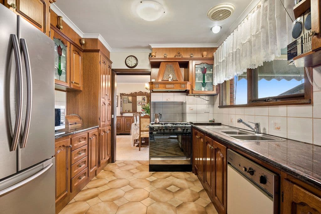 320 Thompsons Road, Templestowe Lower VIC 3107, Templestowe Lower - Thumbnail 3