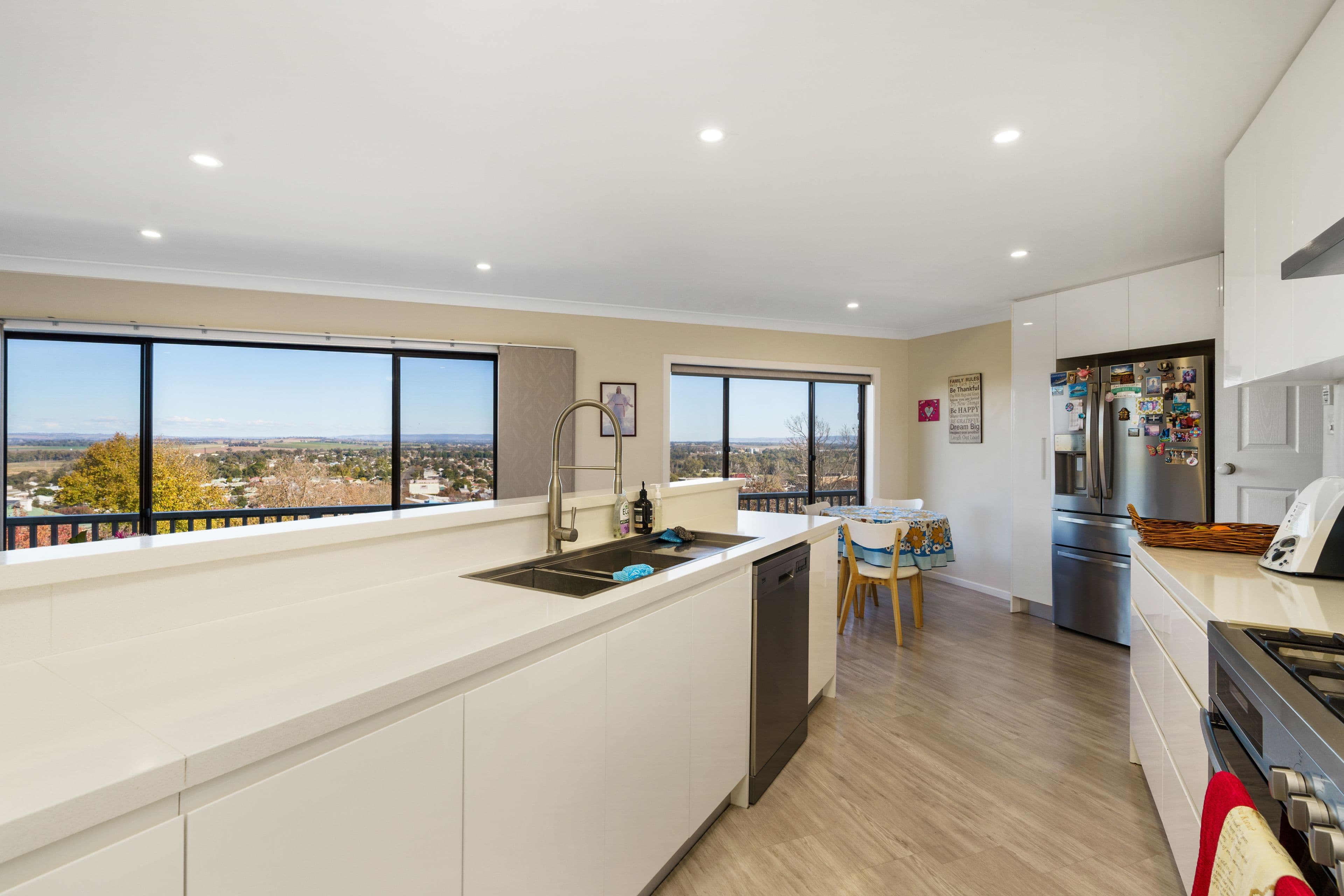 7 Ina Drive, Cowra NSW 2794, Cowra - Thumbnail 2