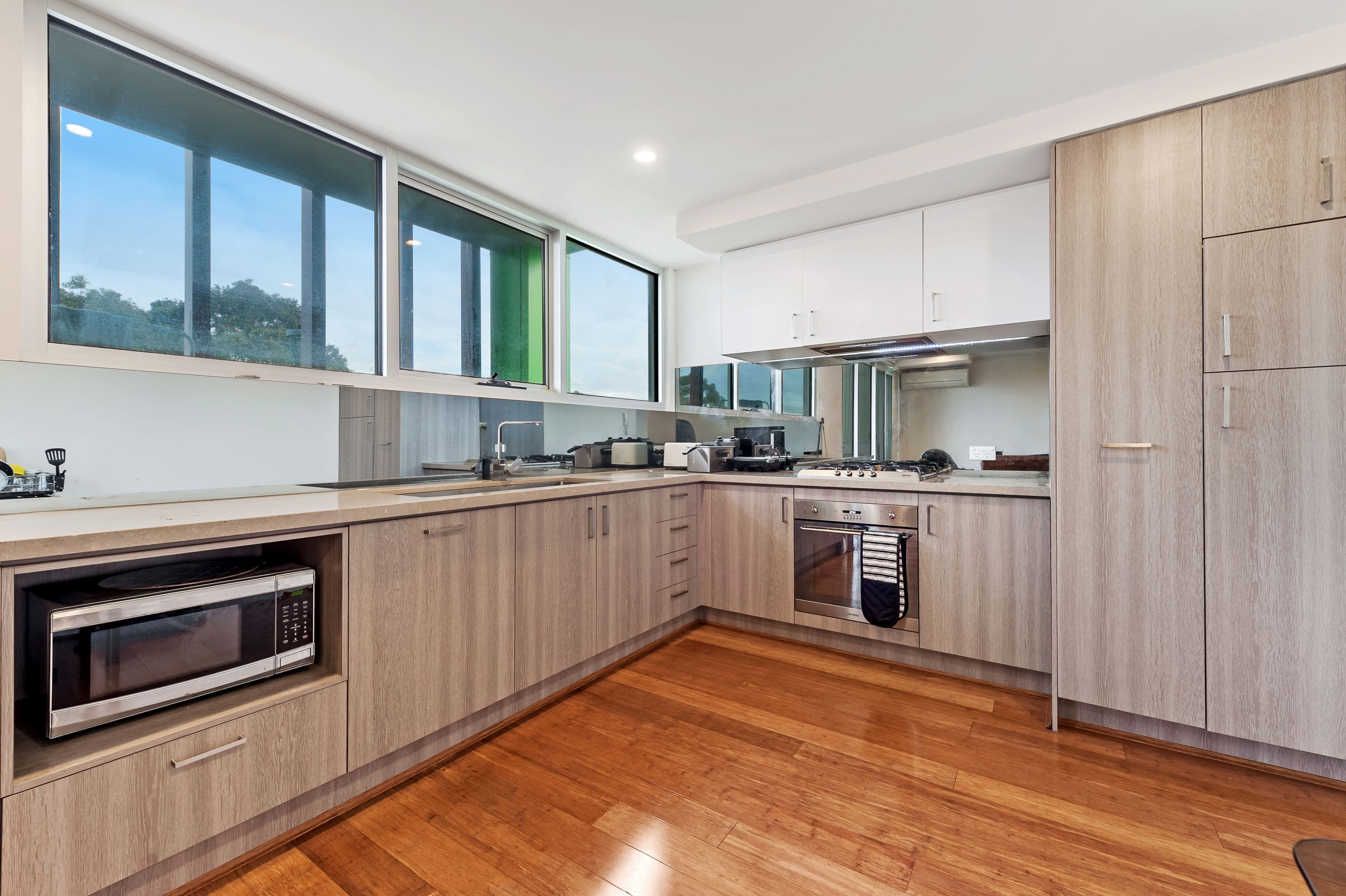7 Warrs Avenue, Preston VIC 3072, Preston - Thumbnail 2