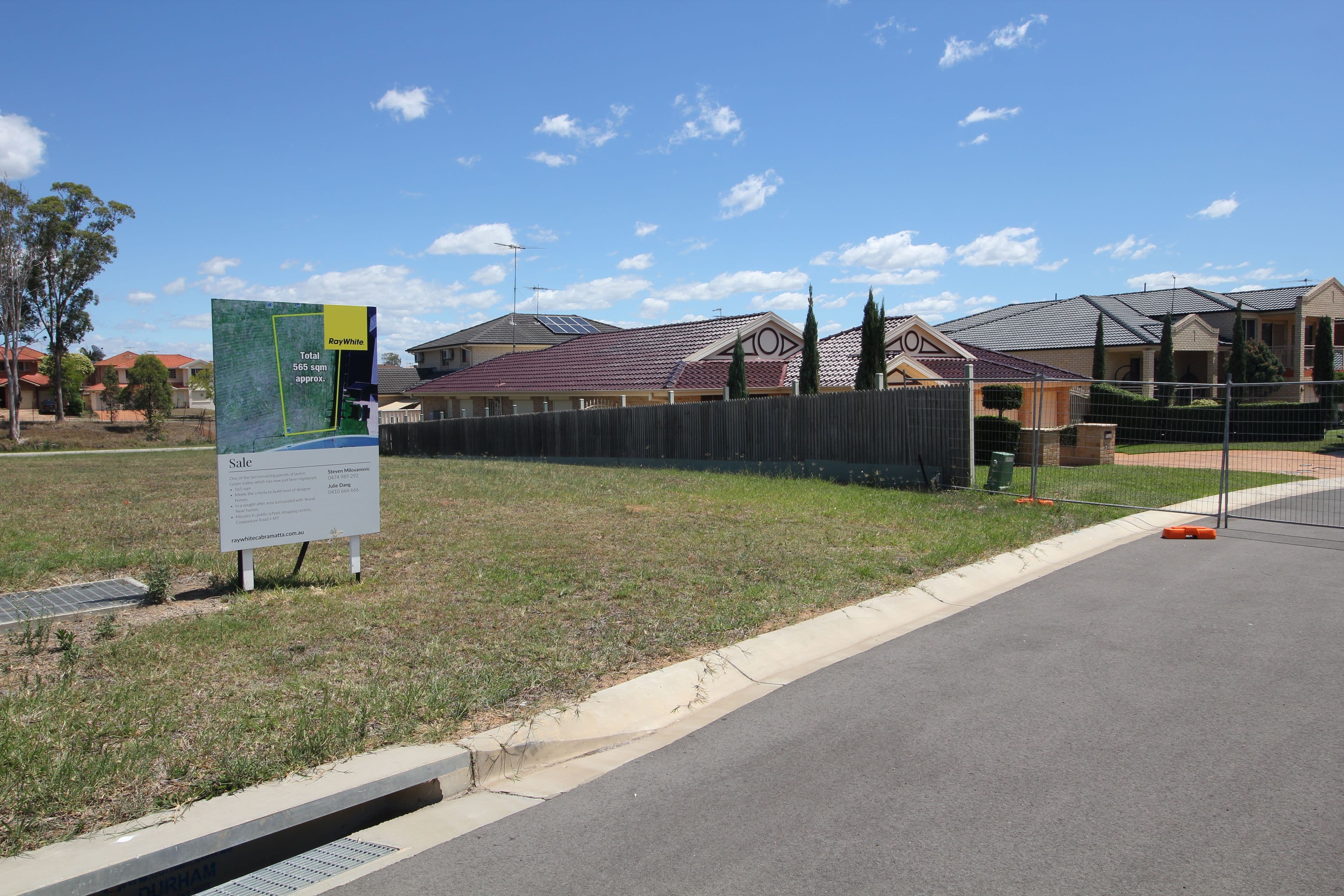 31 San Cristobal Drive, Green Valley NSW 2168, Green Valley - Thumbnail 2