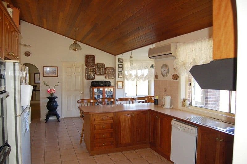 30 Alfred Close, NAMBUCCA HEADS NSW 2448, Nambucca Heads - Thumbnail 2