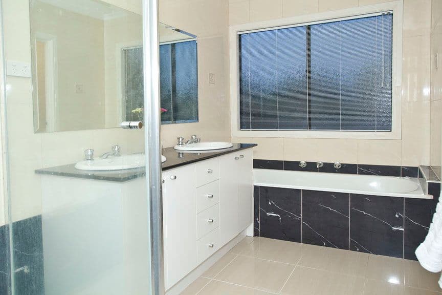 1 The Fairway, ROWVILLE VIC 3178, Rowville - Thumbnail 8