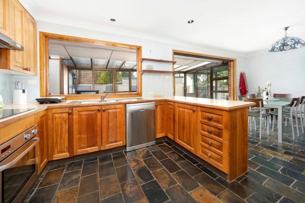 212 Fowler Road, Illawong NSW 2234, Illawong - Thumbnail 3
