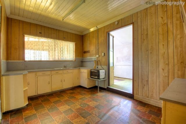 15 Musgrave Street, NORTH IPSWICH QLD 4305, North Ipswich - Thumbnail 4