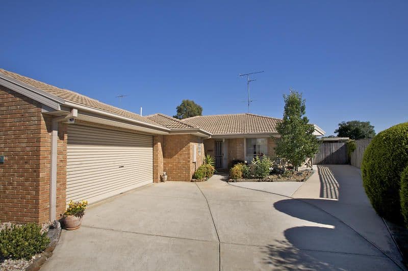 39 Young Street, LARA VIC 3212, Lara - Image 1