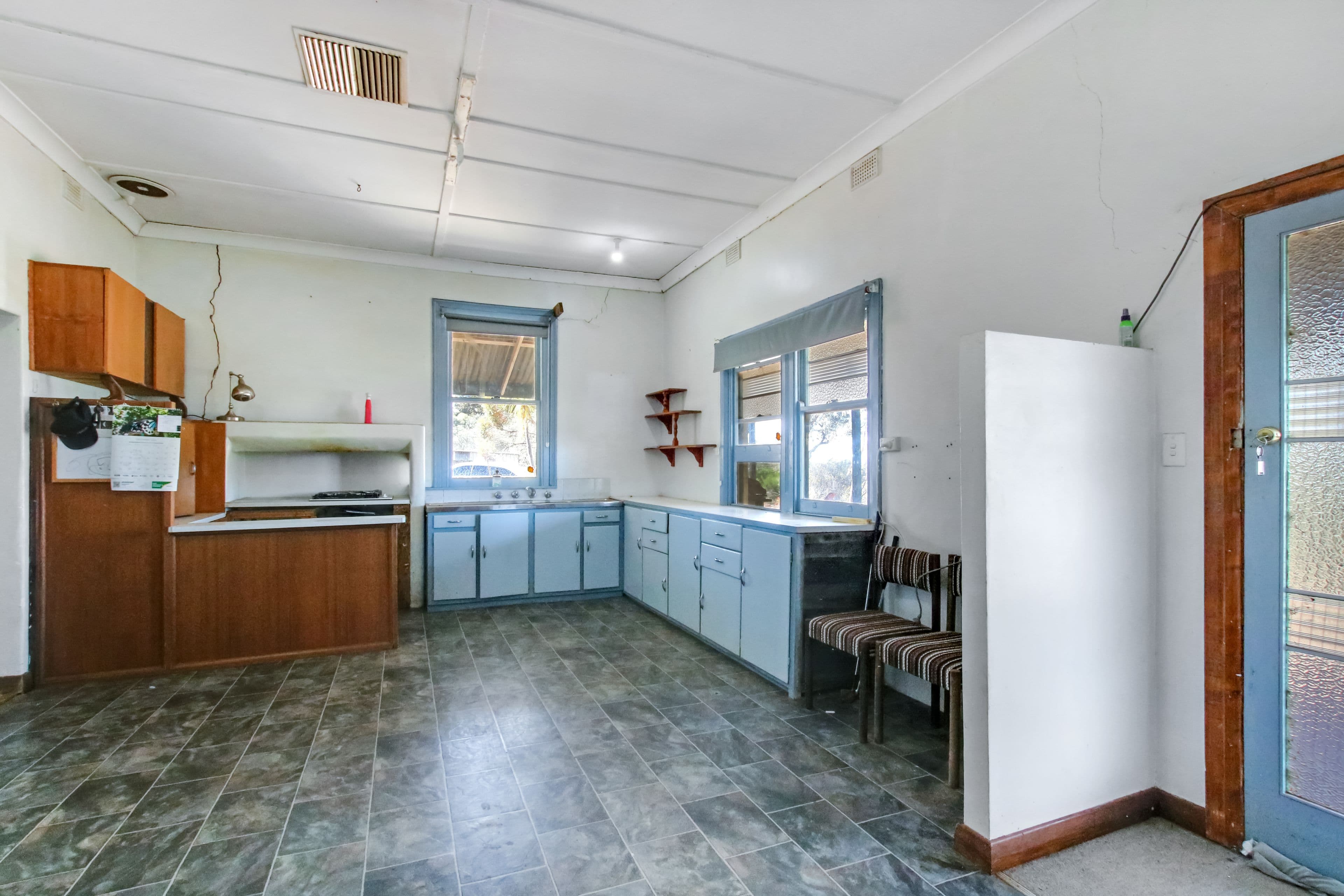 39 Cornish Road, Glossop SA 5344, Glossop - Thumbnail 3