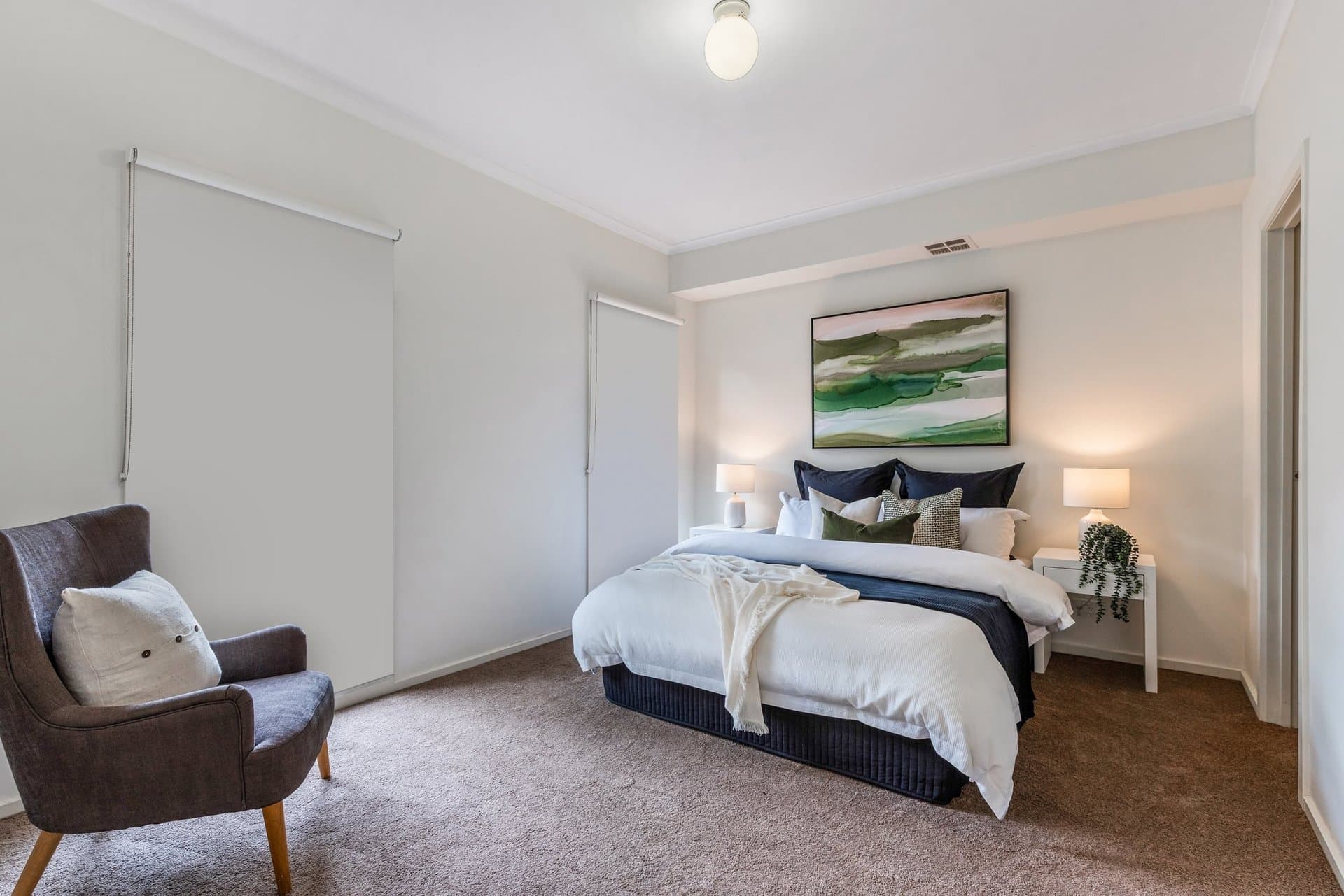 14 Scarborough Square, Mont Albert North - Thumbnail 3