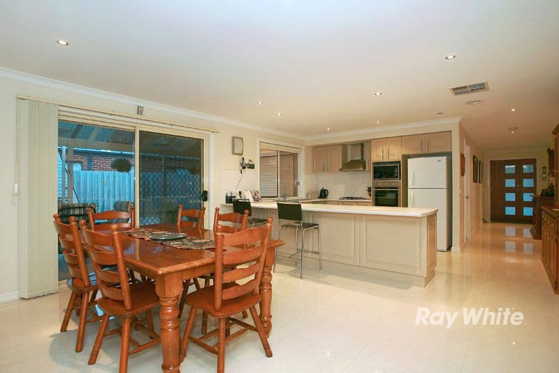 8 Sedgwick Court, LYNBROOK VIC 3975, Lynbrook - Thumbnail 3