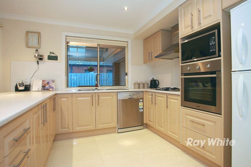 8 Sedgwick Court, LYNBROOK VIC 3975, Lynbrook - Thumbnail 4