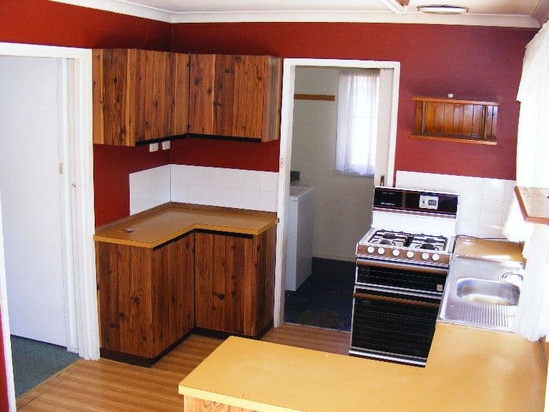 39 Fahey Street, SHEPPARTON VIC 3630, Shepparton - Thumbnail 2