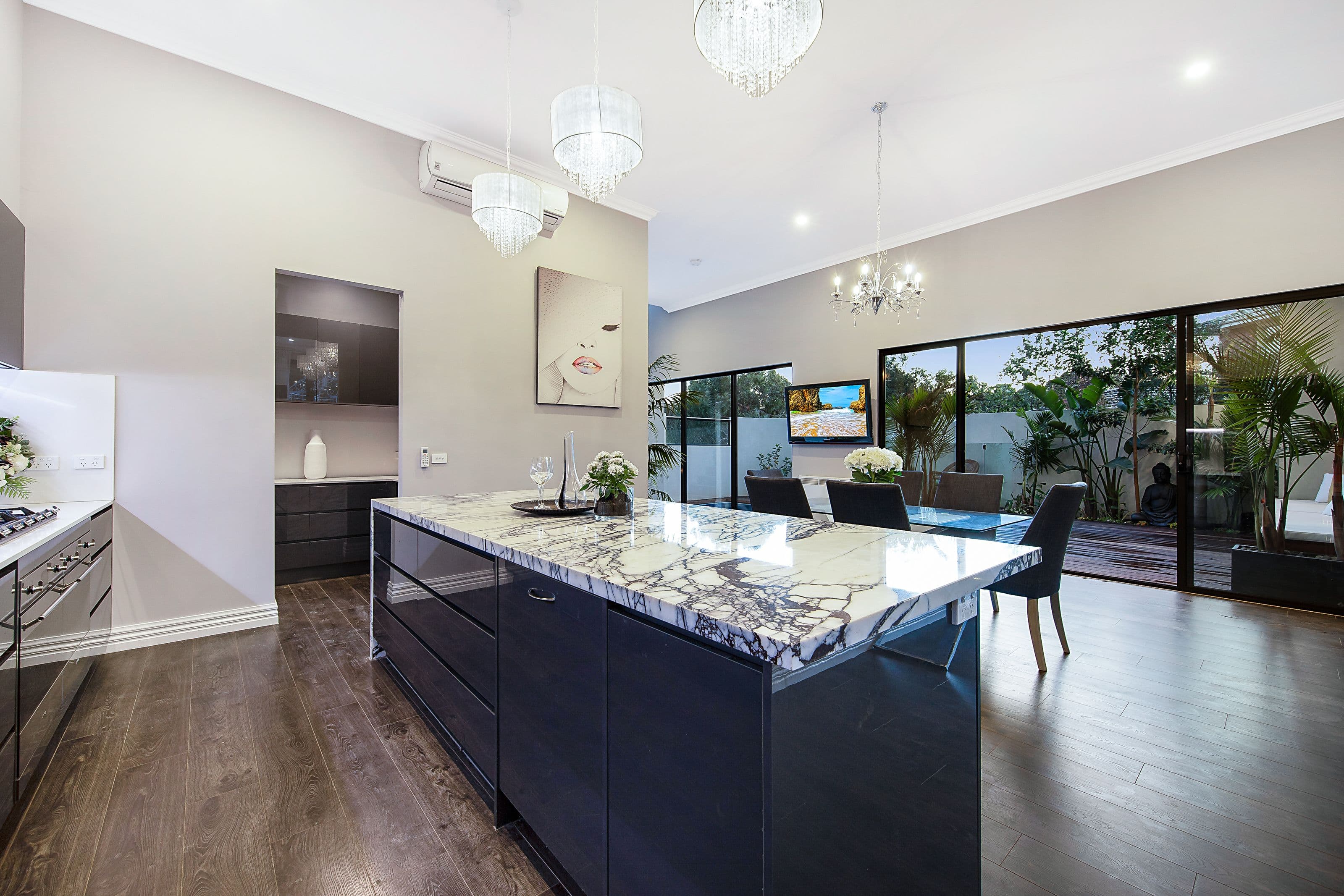 4 Nerita Court, Wheelers Hill VIC 3150, Wheelers Hill - Thumbnail 3