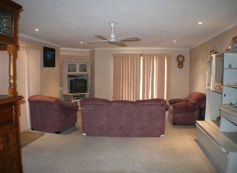 MELTON VIC 3337, Melton - Thumbnail 2