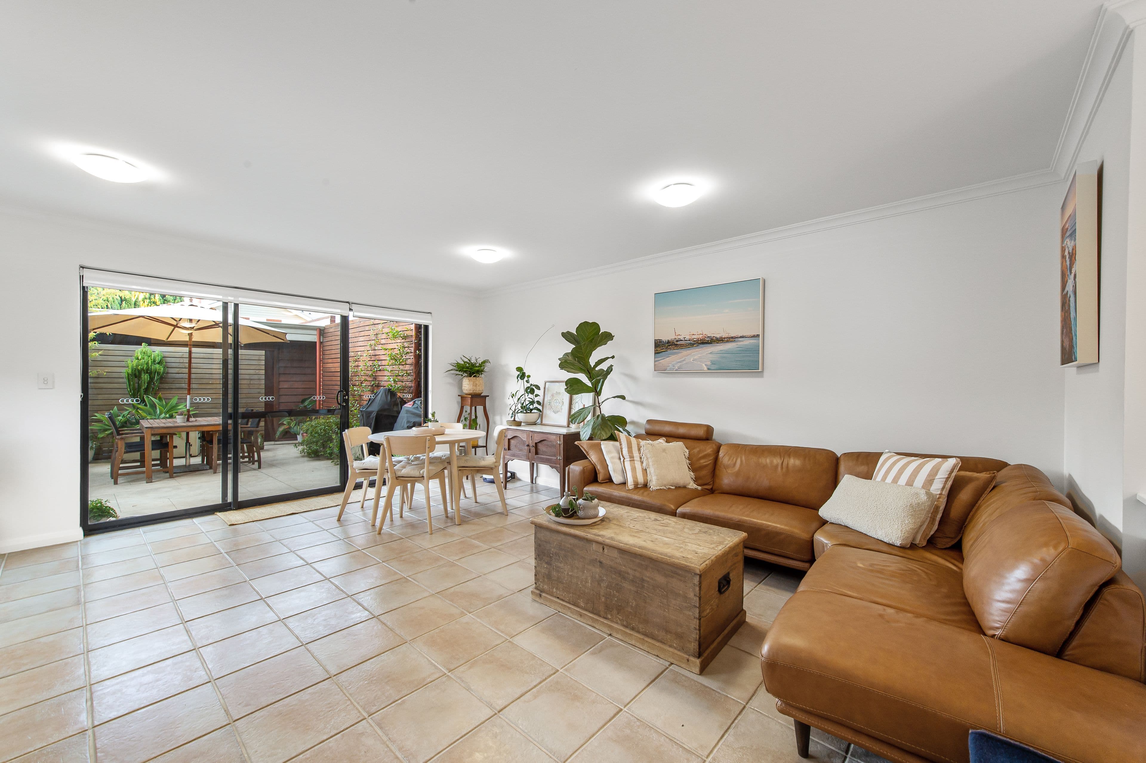9 Doepel Street, North Fremantle WA 6159, North Fremantle - Thumbnail 5
