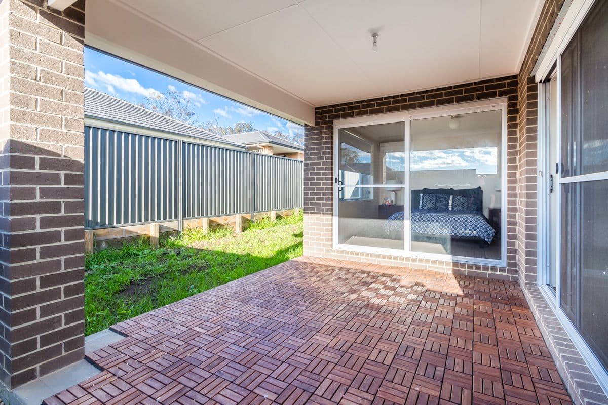 21 Scarlet Street, Jordan Springs - Thumbnail 7