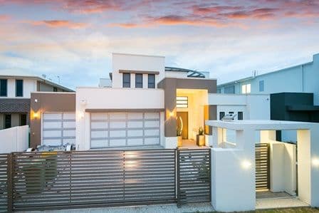 26 Harbourvue Court, Helensvale QLD 4212, Helensvale - Image 1
