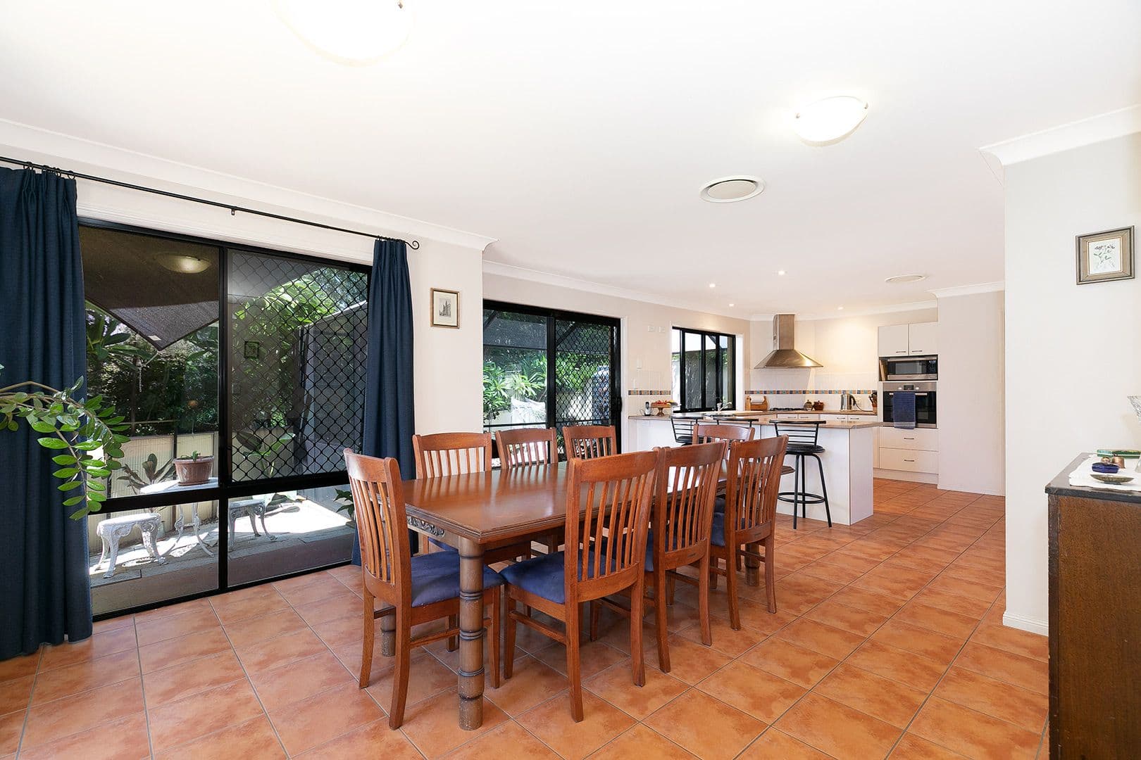 2 Spyglass Place, Oxley QLD 4075, Oxley - Thumbnail 3