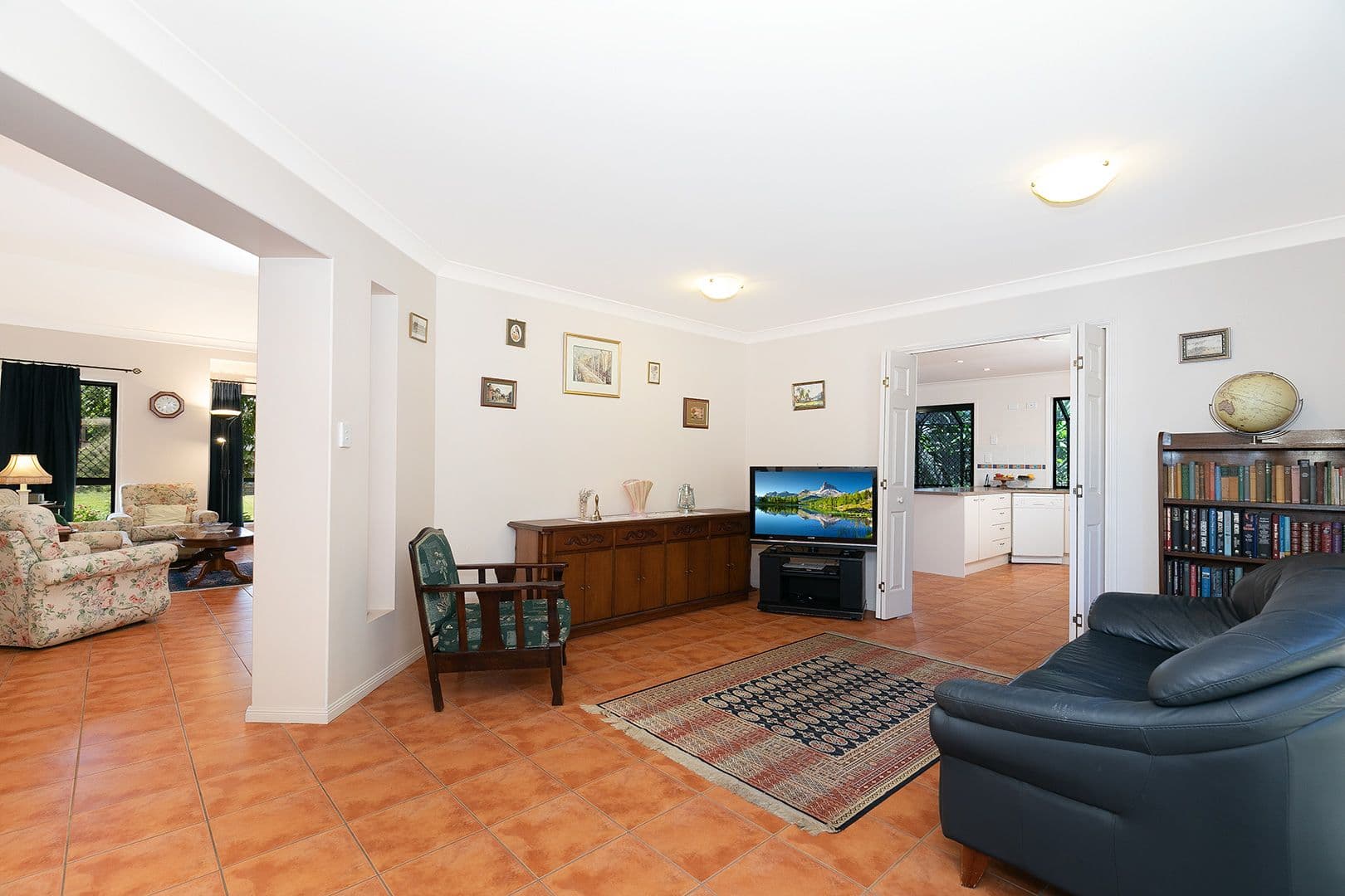 2 Spyglass Place, Oxley QLD 4075, Oxley - Thumbnail 4