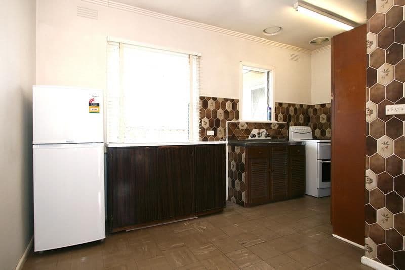 15 Heather Grove, RINGWOOD VIC 3134, Ringwood - Thumbnail 2