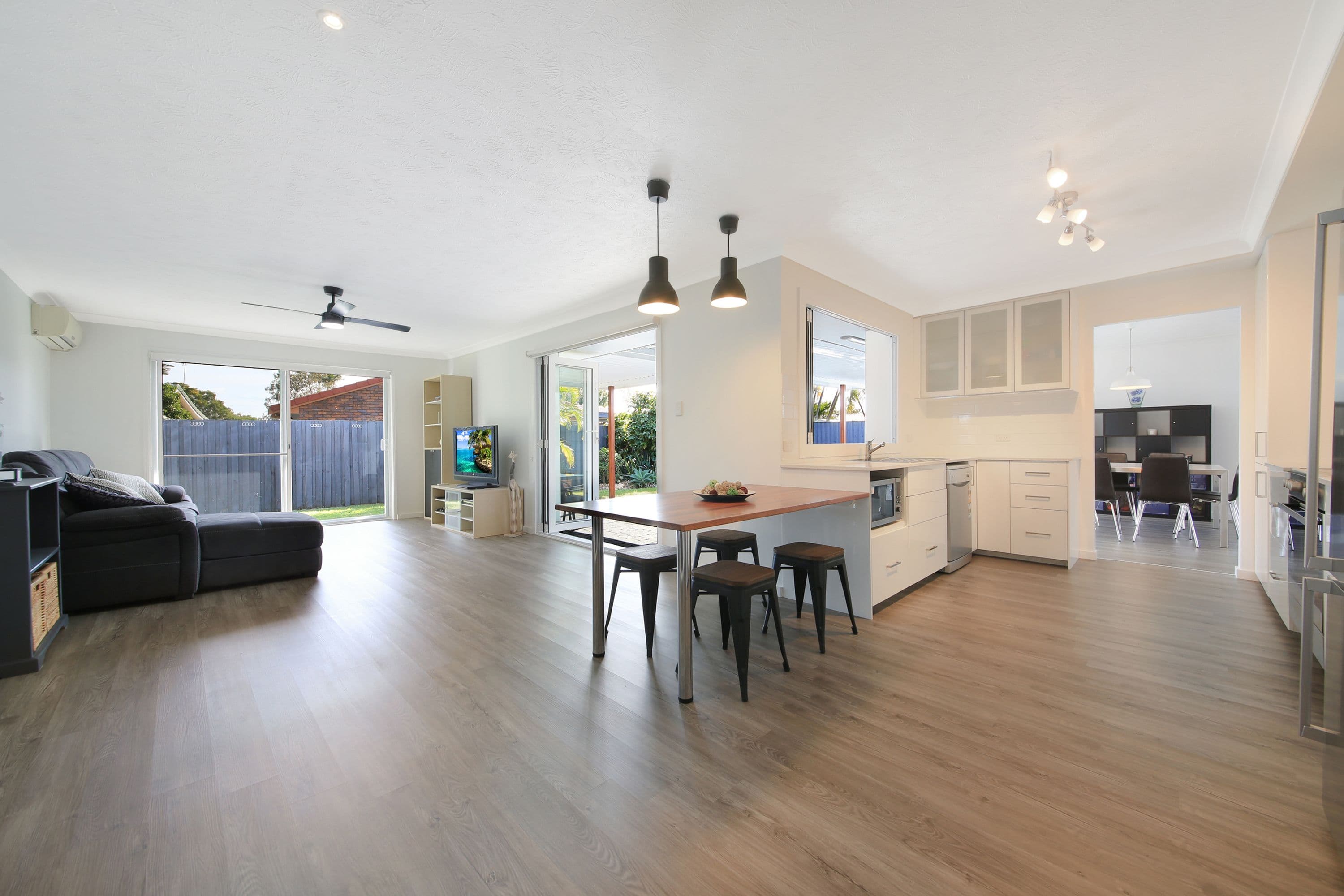 13 Lindeman Court, Mermaid Waters QLD 4218, Mermaid Waters - Thumbnail 6