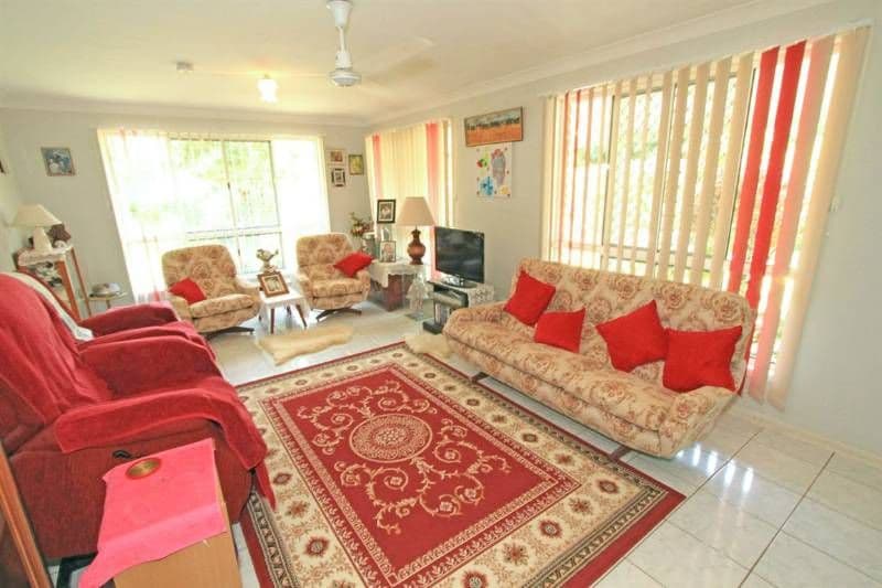 76 Limpus Avenue, KEPPEL SANDS QLD 4702, Keppel Sands - Thumbnail 5