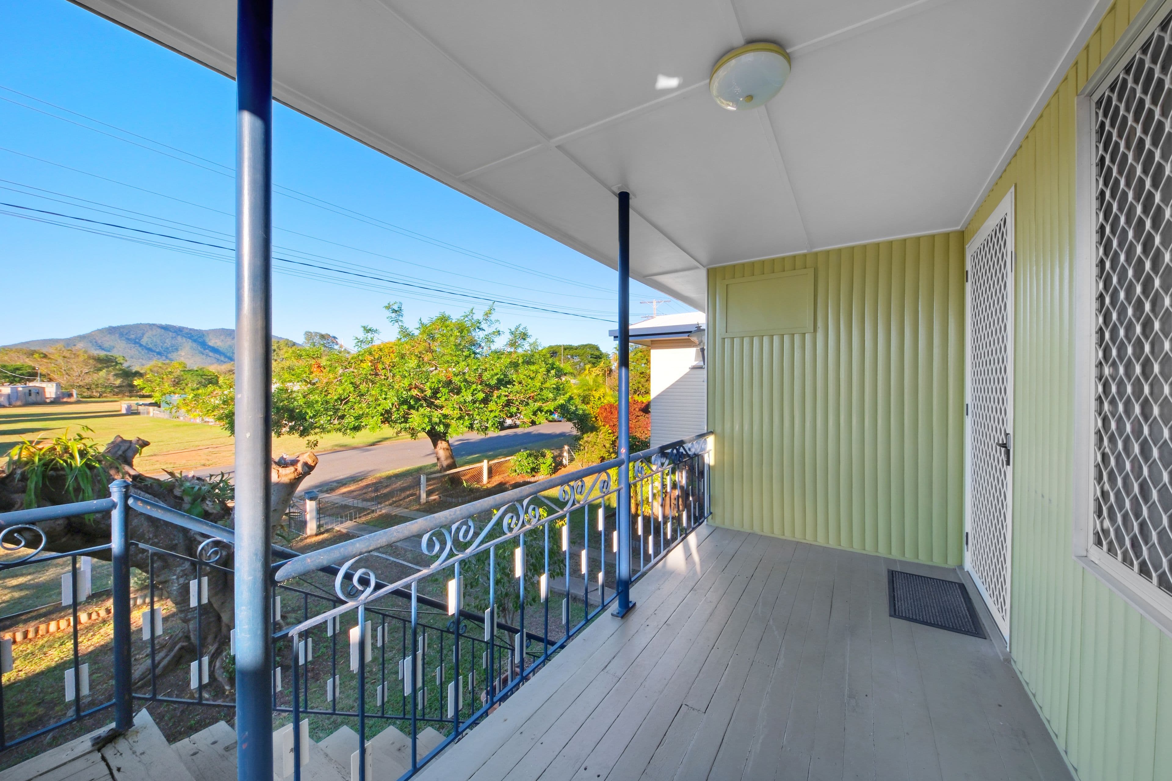 19 Kerr Street, Park Avenue QLD 4701, Park Avenue - Thumbnail 2