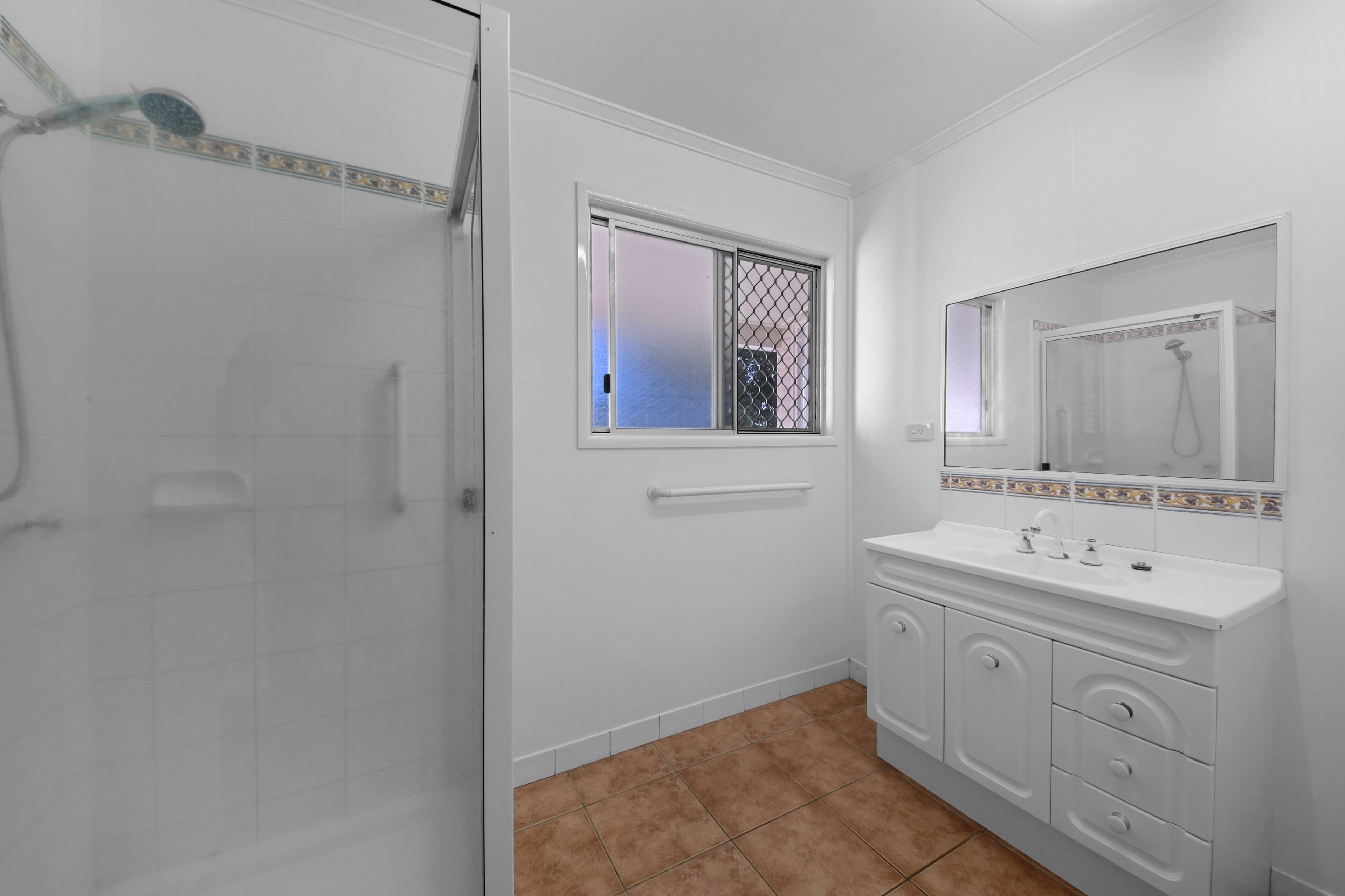 19 Kerr Street, Park Avenue QLD 4701, Park Avenue - Thumbnail 7