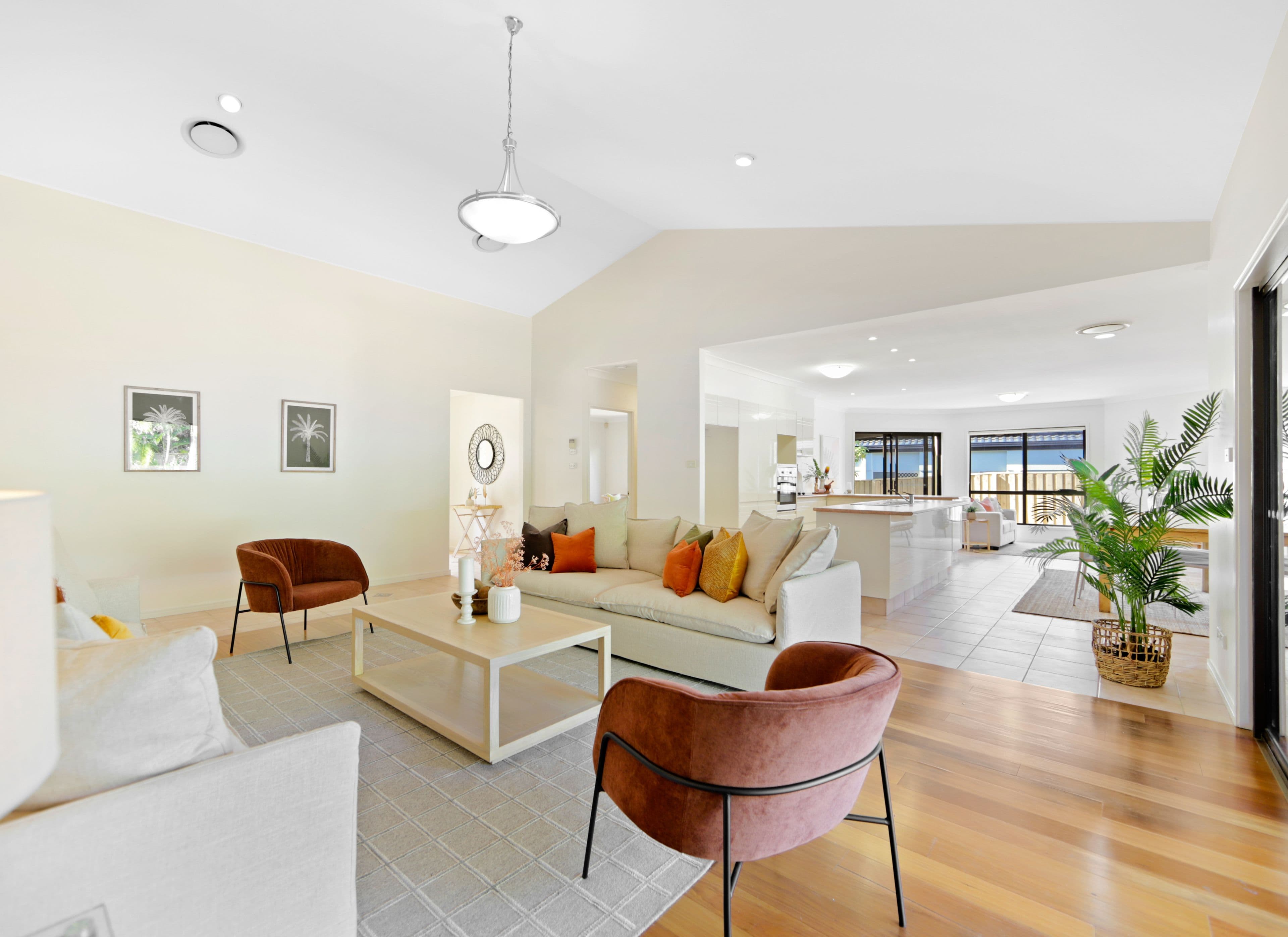 25 Shepton Crescent, Mudgeeraba QLD 4213, Mudgeeraba - Thumbnail 2
