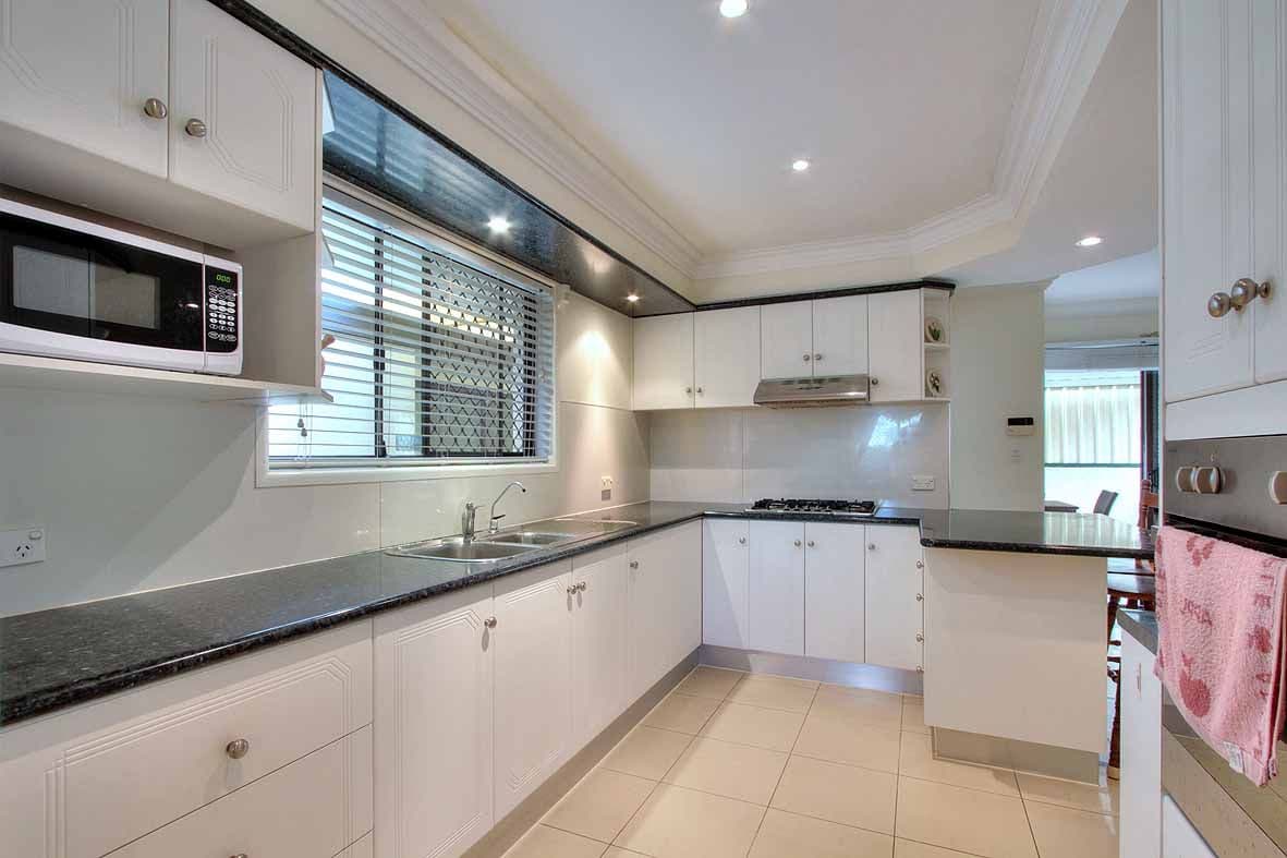1 Teresa Court, Springwood QLD 4127, Springwood - Thumbnail 4