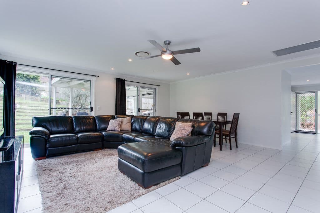 18 Tabor Street, Westlake QLD 4074, Westlake - Thumbnail 2