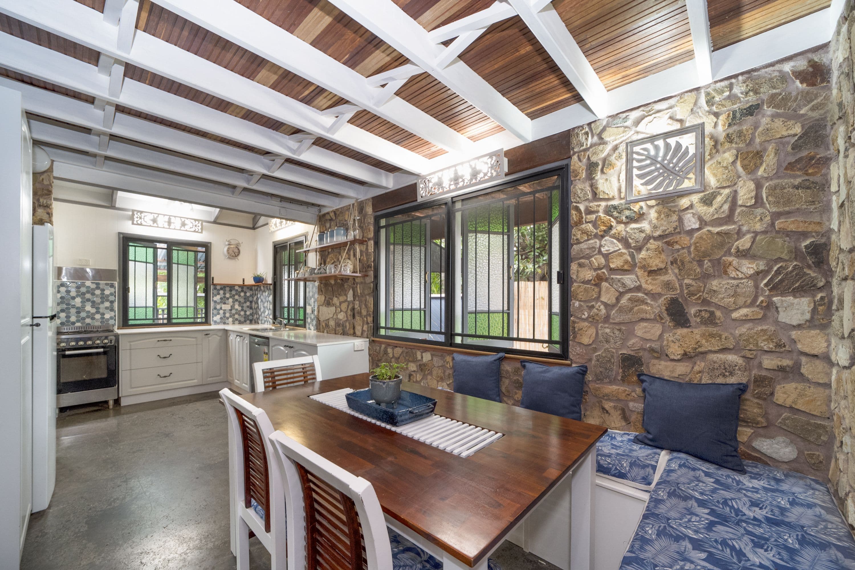 3 Gilbert Crescent, Castle Hill QLD 4810, Castle Hill - Thumbnail 4