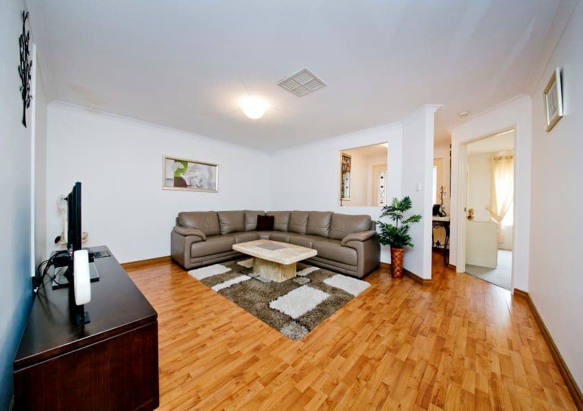 4 Bosberry Retreat, MIRRABOOKA WA 6061, Mirrabooka - Thumbnail 3