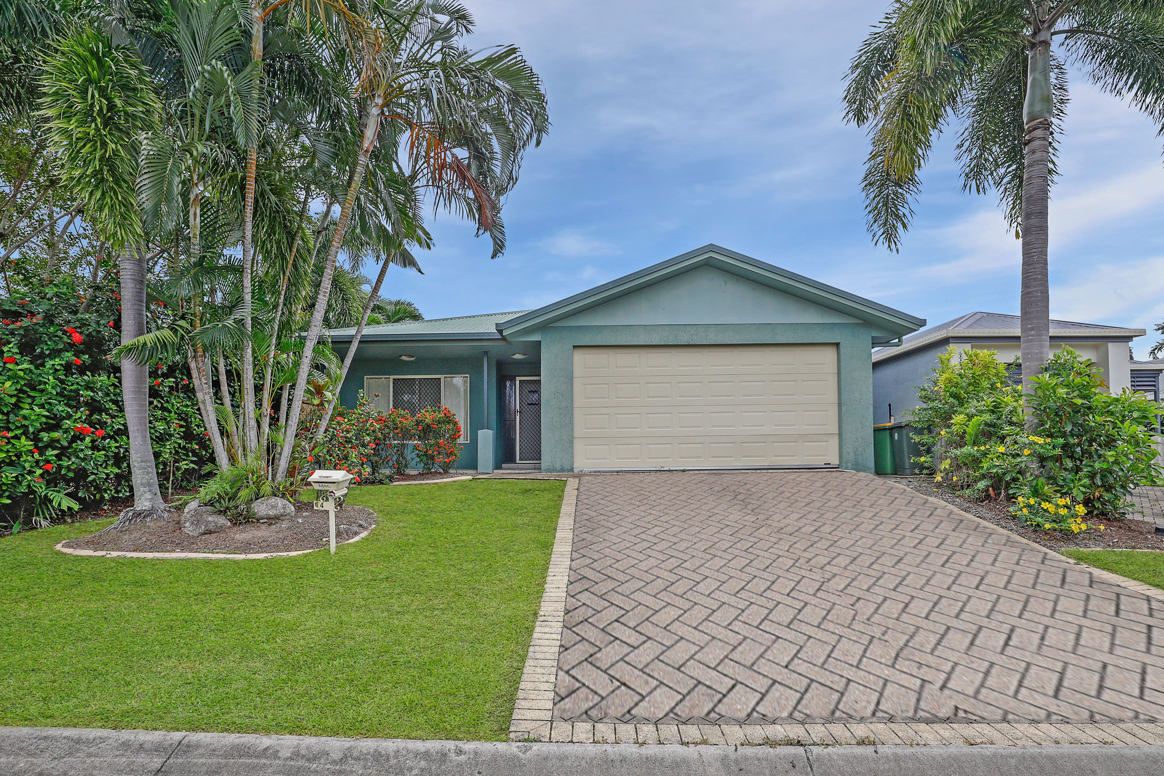14 Bronte Close, Kewarra Beach QLD 4879, Kewarra Beach - Image 1