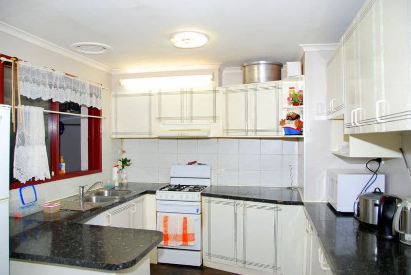 31 Willow Drive, HAMPTON PARK VIC 3976, Hampton Park - Thumbnail 4