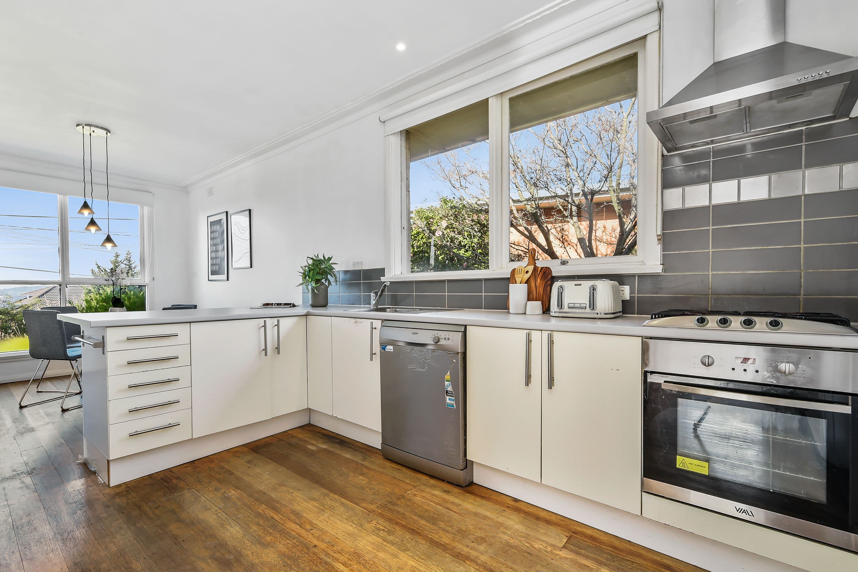 285 Gallaghers Road, Glen Waverley VIC 3150, Glen Waverley - Thumbnail 6