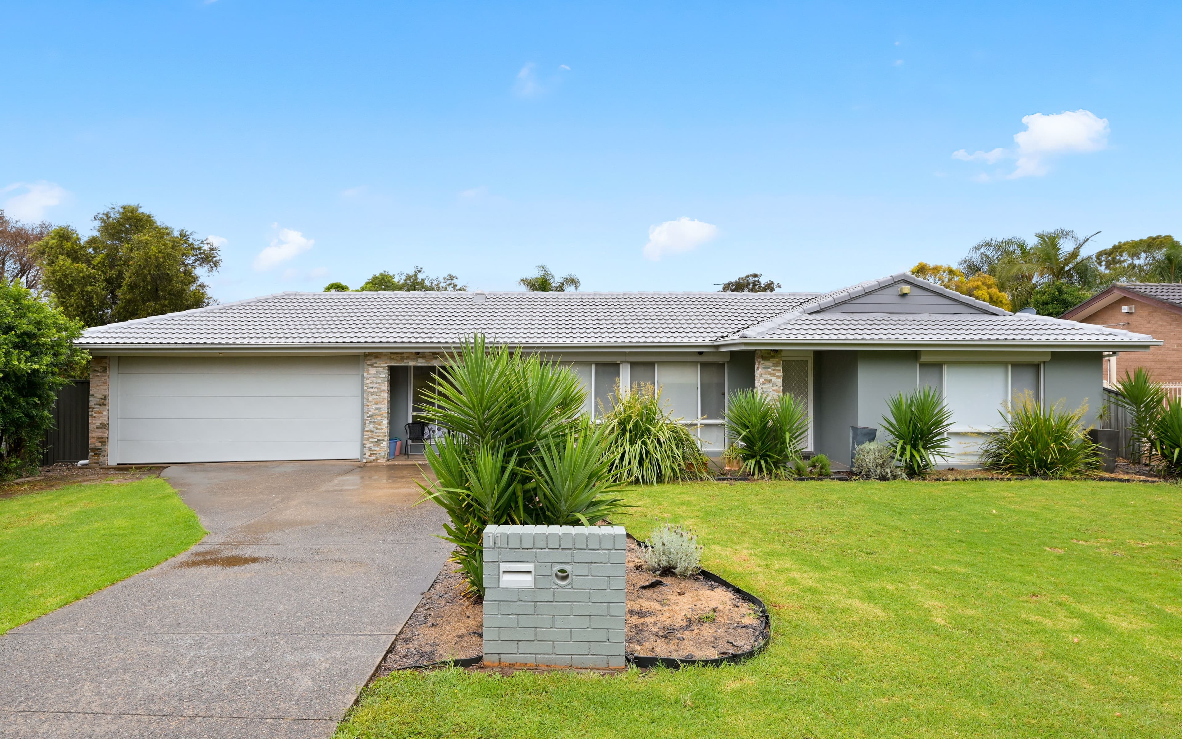 11 Rutherglen Drive, St Andrews NSW 2566, St Andrews - Thumbnail 2