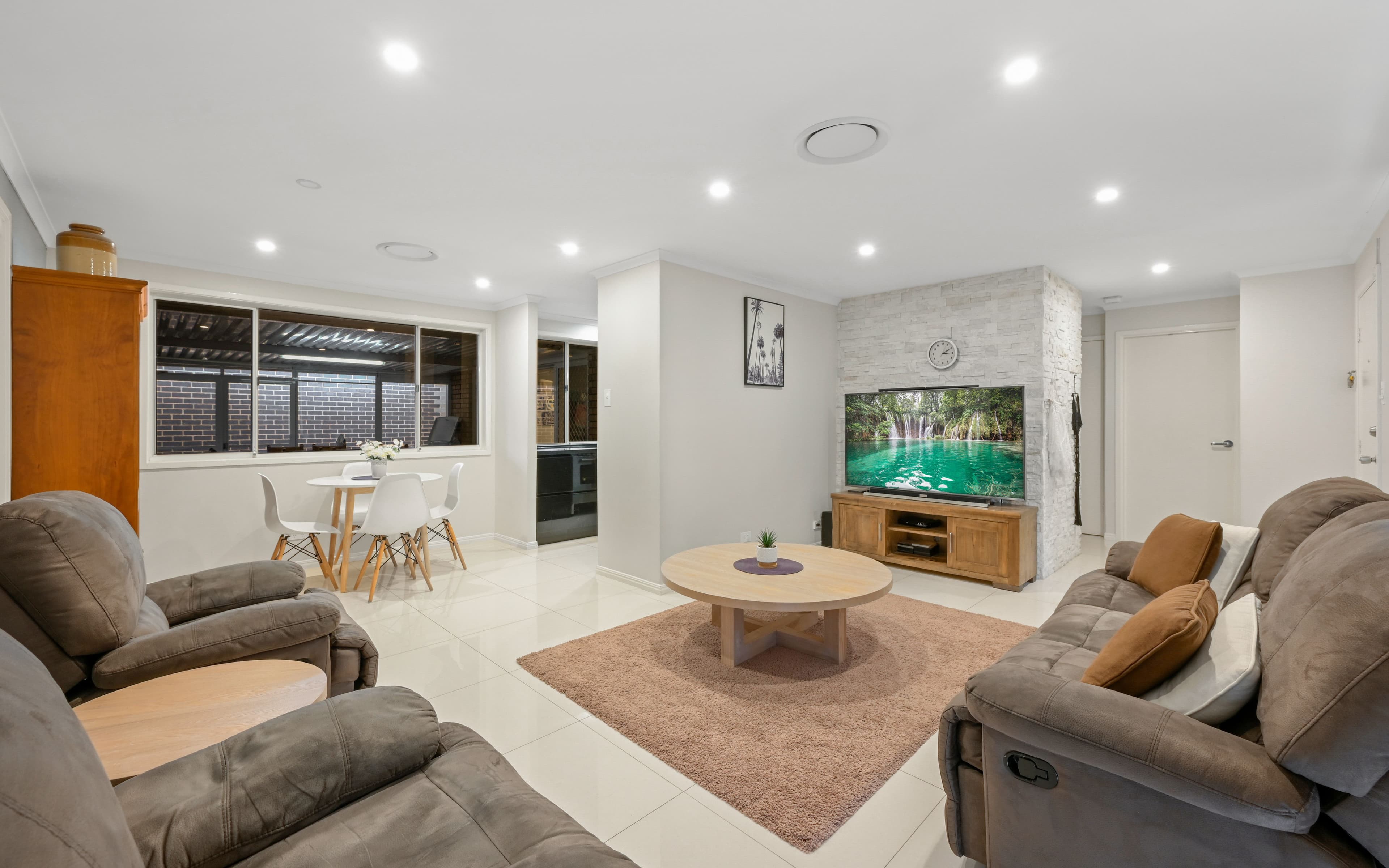 11 Rutherglen Drive, St Andrews NSW 2566, St Andrews - Thumbnail 3