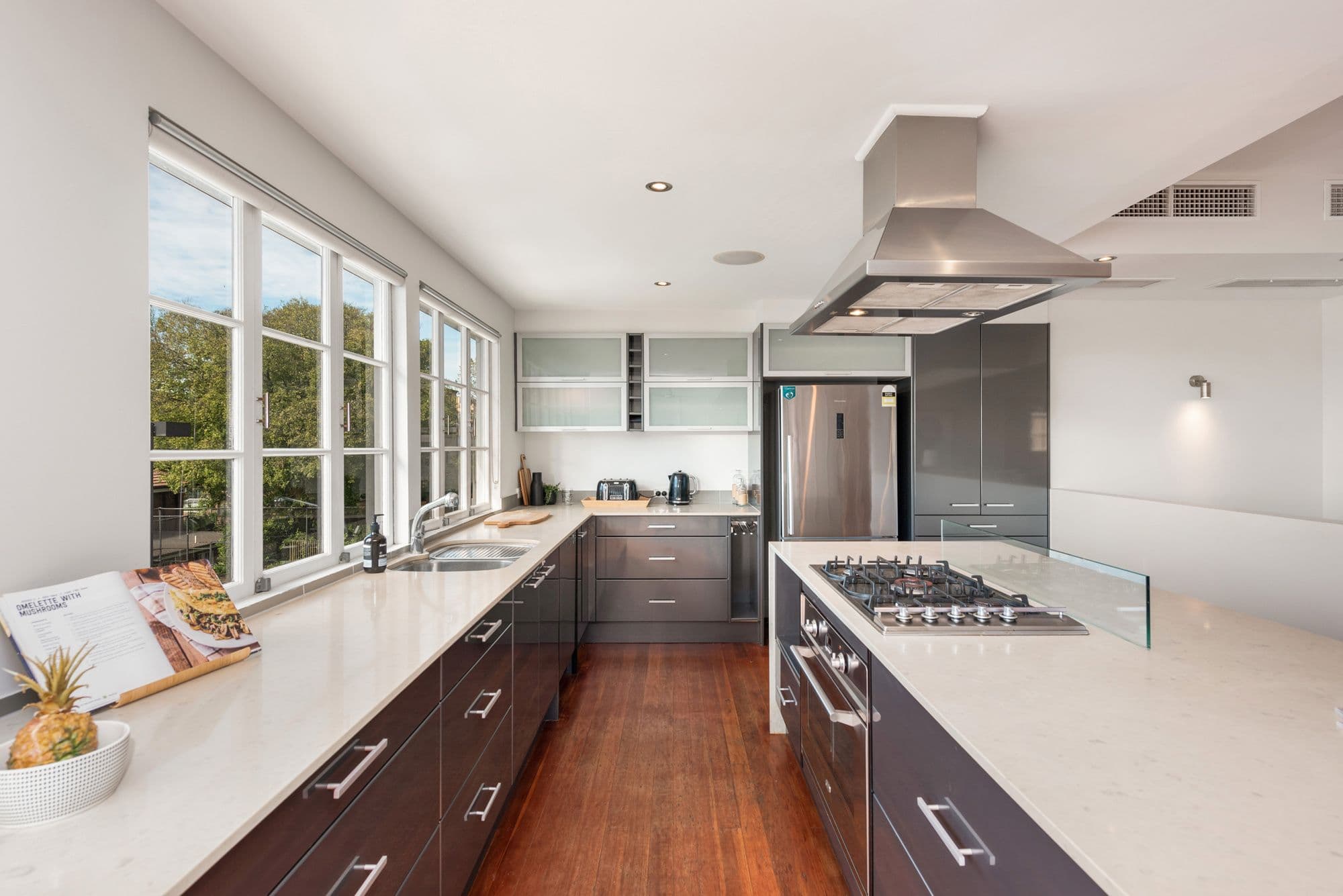 16 Killara Avenue, Hamilton QLD 4007, Hamilton - Thumbnail 5