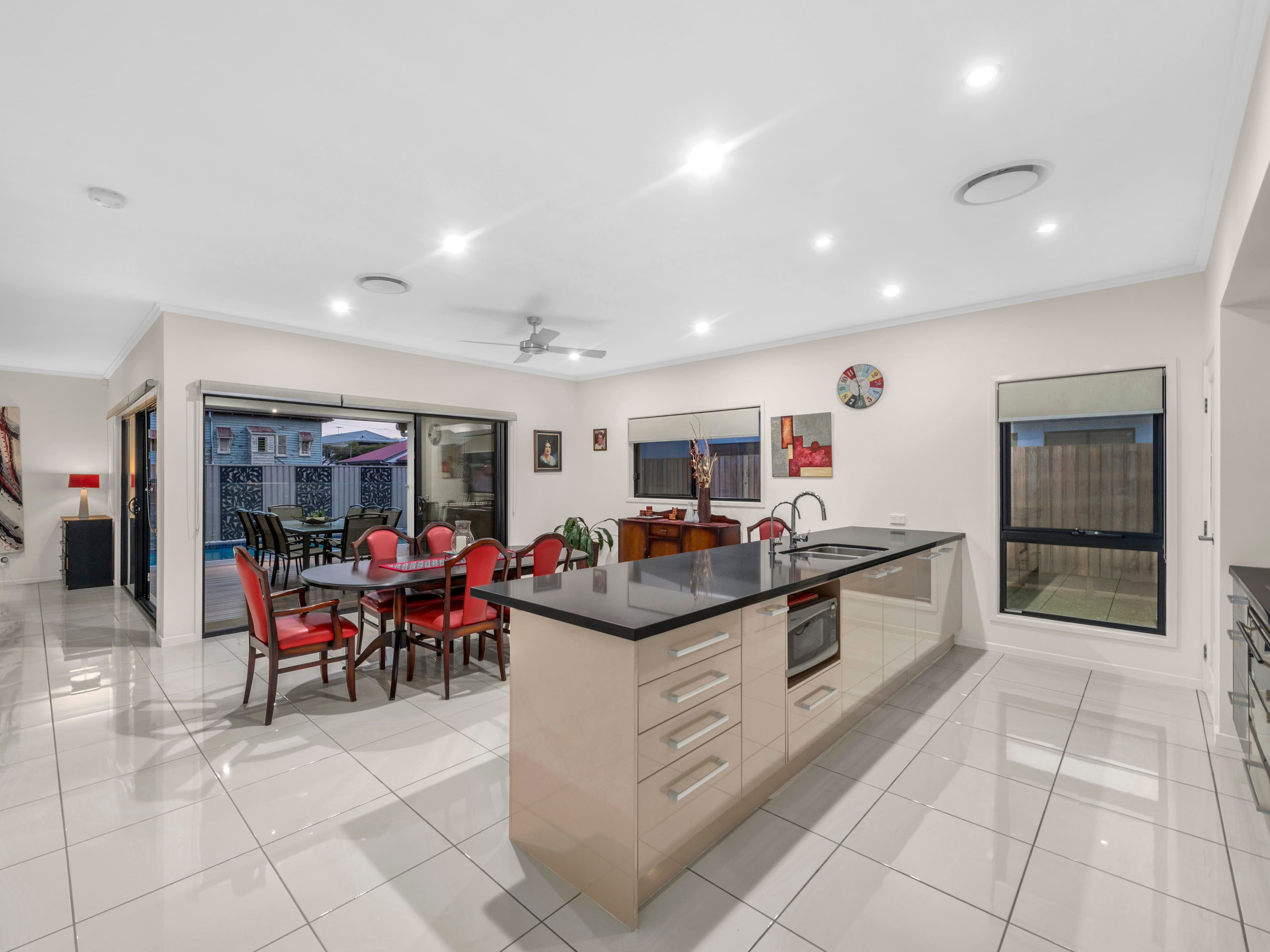 3 Bedroom / 21 Halifax Street, MACQUARIE PARK, Macquarie Park - Thumbnail 6