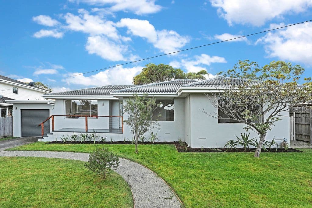 5 Amoore Avenue, Highton VIC 3216, Highton - Thumbnail 2