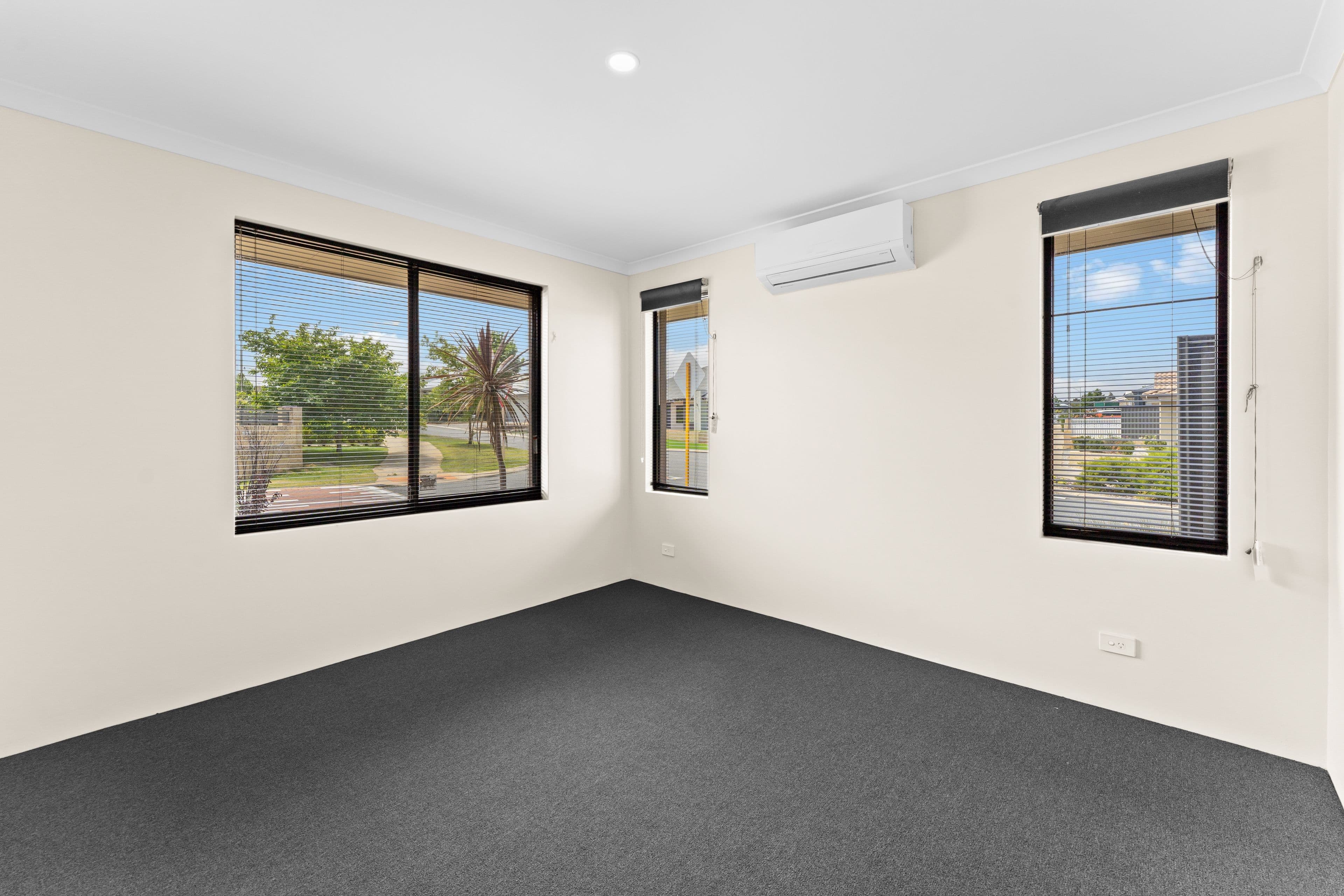 19 Strathallen Street, Baldivis WA 6171, Baldivis - Thumbnail 4